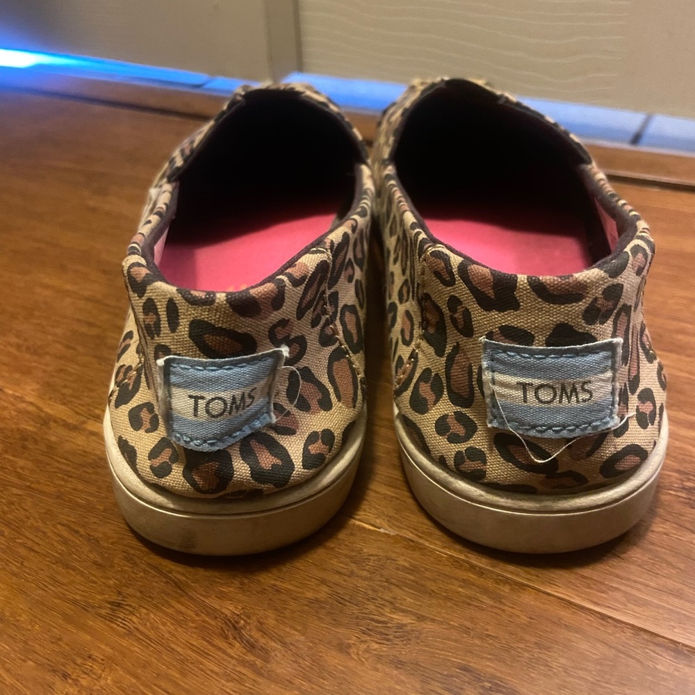 Toms Leopard Flats - Picture 2 of 4